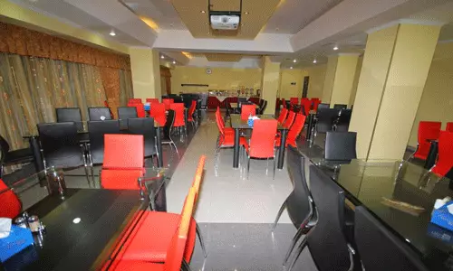 هتل اربونی ایروان ارمنستان