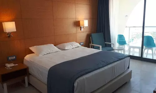 هتل اینفینیتی بای یلکن کوش آداسی