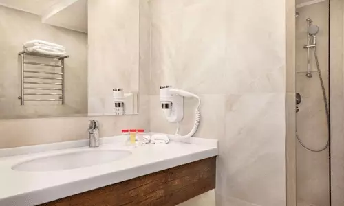 هتل رامادا بای ویندهام ایروان ارمنستان