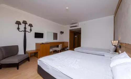 هتل لیک ریور ساید آلانیا