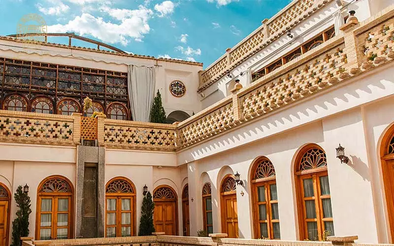 قصر منشی