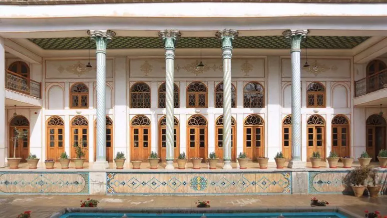اقامتگاه سنتی خانه کشیش