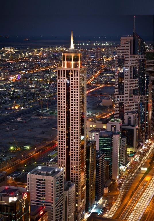د تاور پلازا دبی